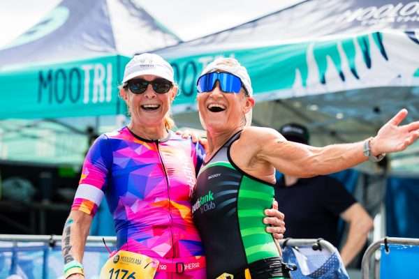 Mooloolaba Triathlon event coverage and action shots for Aus Triathlon
